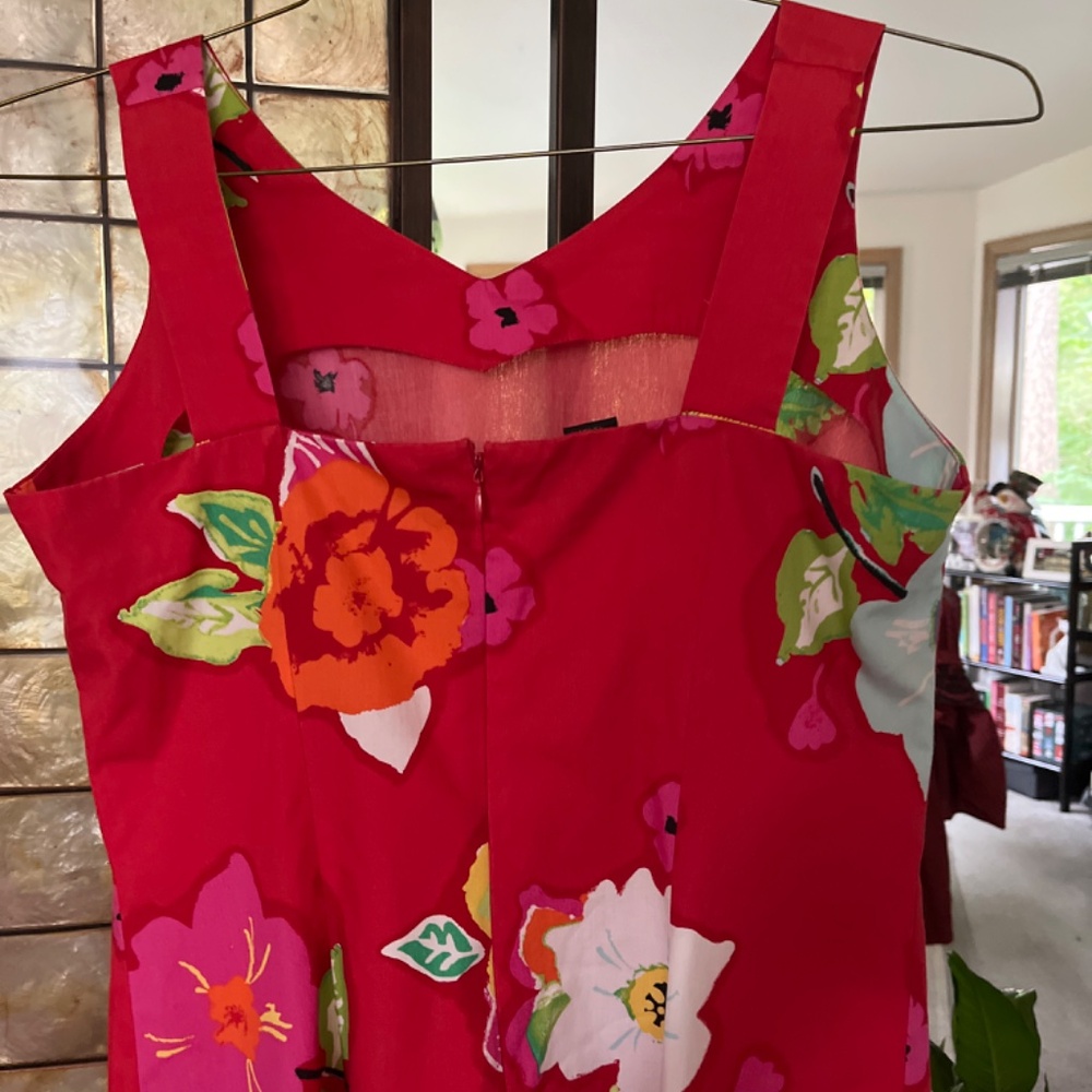 Dress - Picture 3 of 5